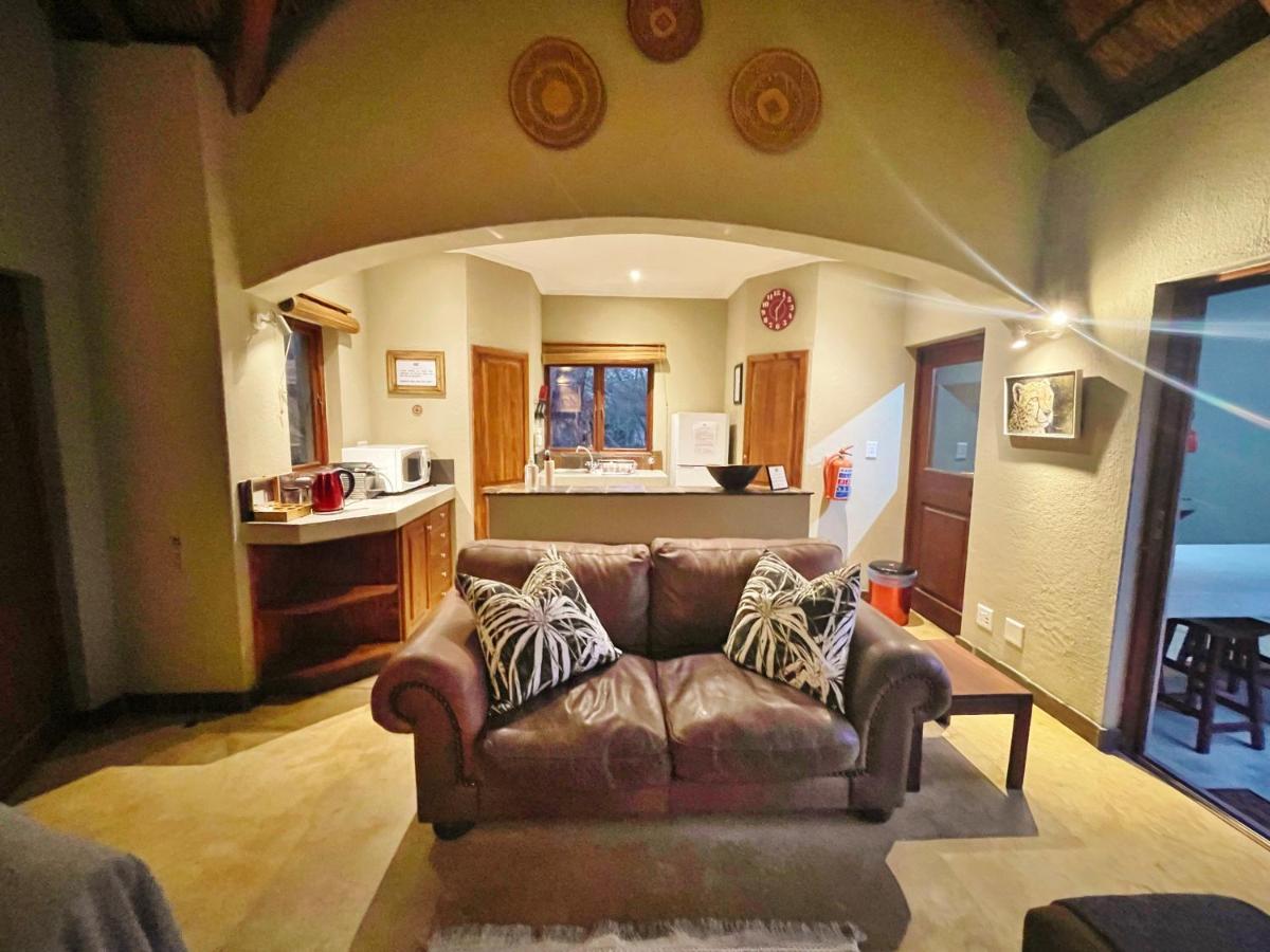 10 Raptors Lodge Ходспруит Екстериор снимка